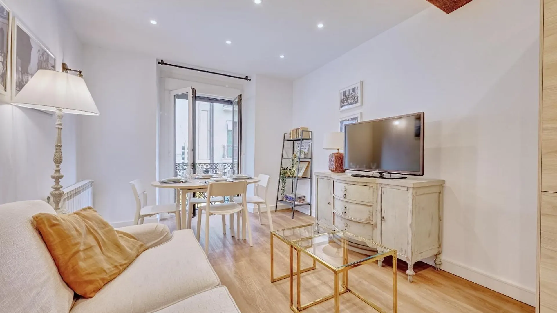 Apartamento Chapitela 24 By Clabao Pamplona